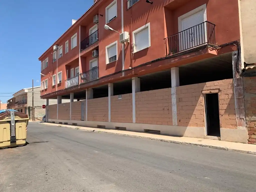 Local comercial en venta en Madridejos, imagen 2