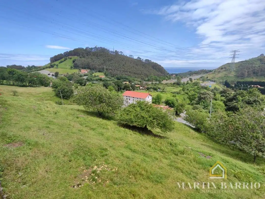 Land for sale in Muskiz