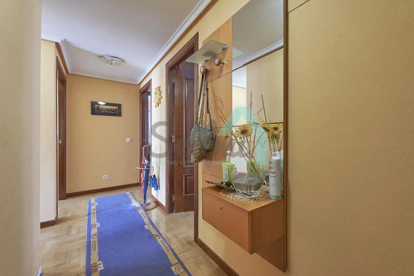 Flat for rent in Corín Tellado, Viesques