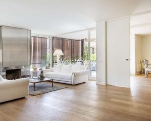 Sala d'estar de Pis de lloguer en  Barcelona Capital amb Aire condicionat, Calefacció i Terrassa