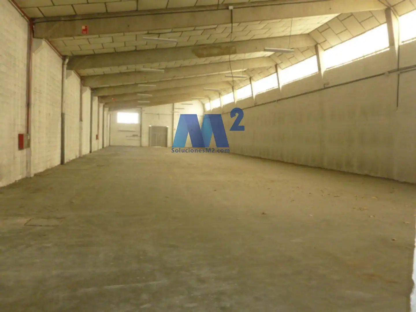 Nau industrial en venda en Barrio de la Estación