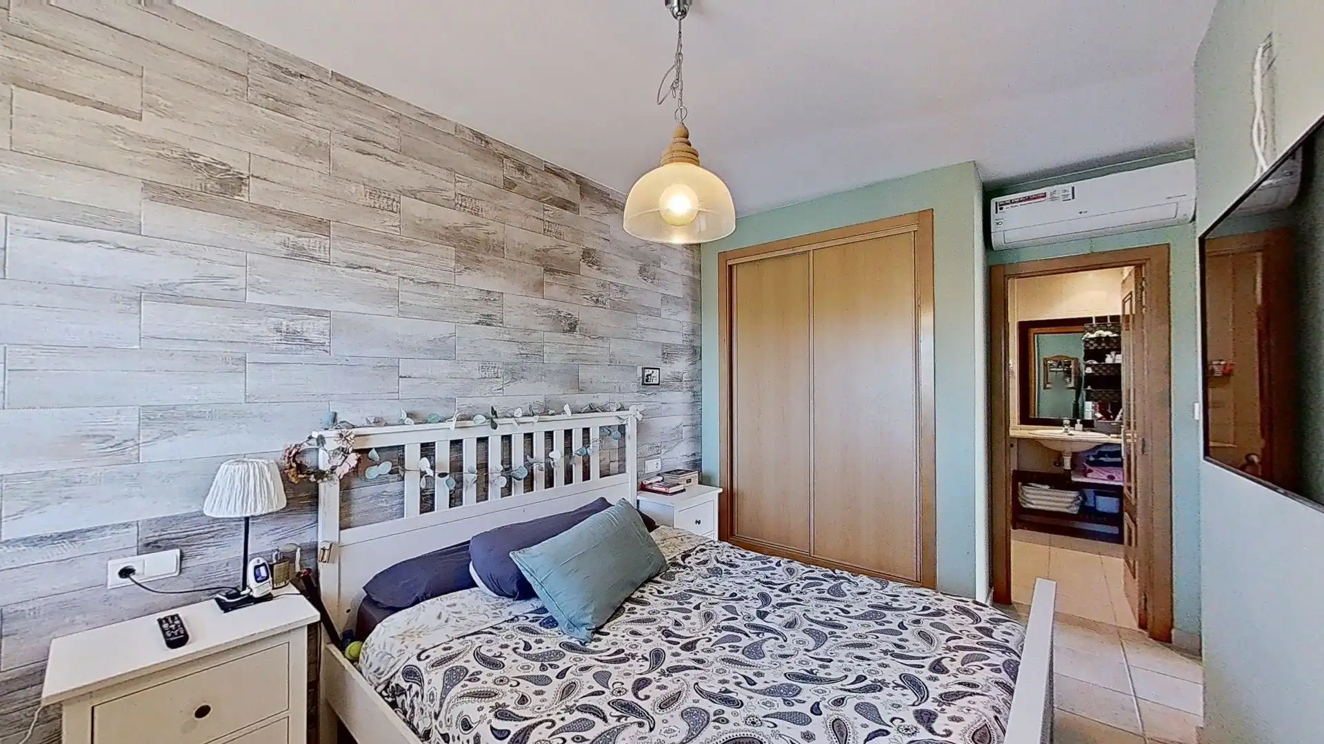Dormitori de Apartament en venda en Villajoyosa / La Vila Joiosa amb Aire condicionat, Calefacció i Terrassa