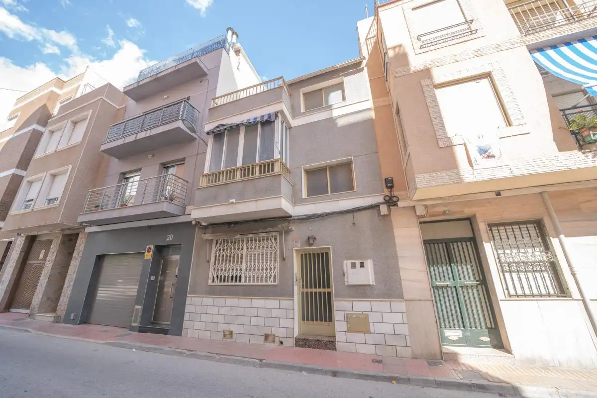 Vista exterior de Piso en venta en Callosa de Segura con Aire acondicionado y Calefacción