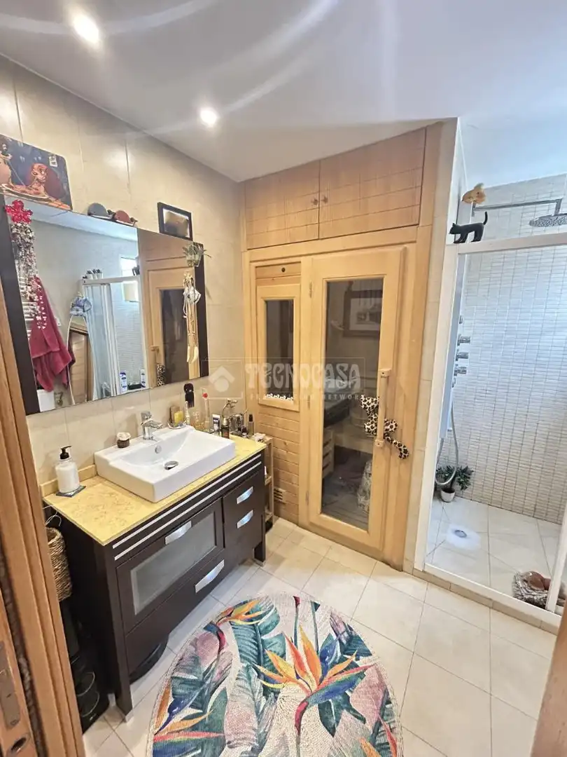 Baño de Ático en venta en Madrid con Aire acondicionado, Calefacción y Terraza