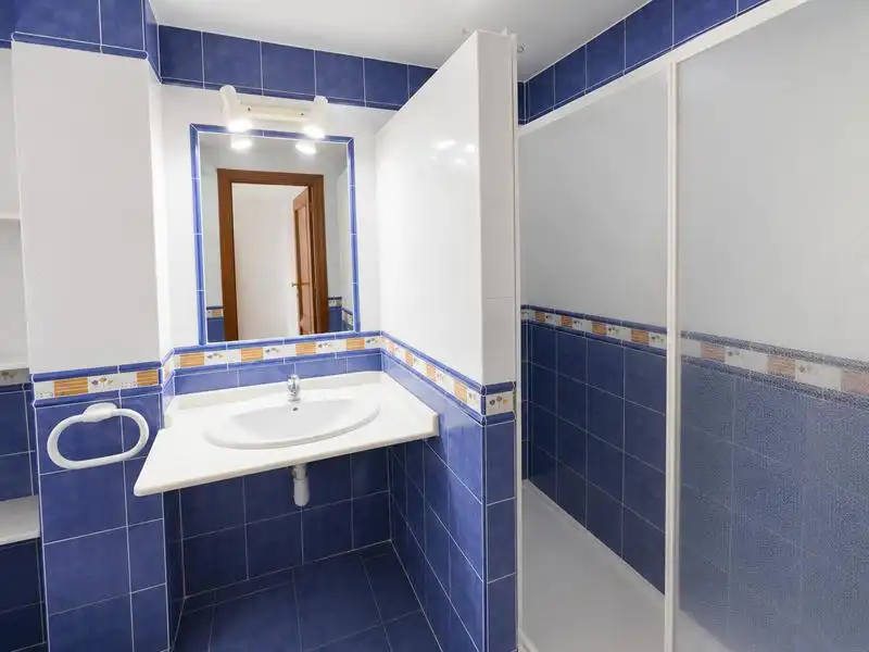Baño de Piso en venta en Estepona con Terraza