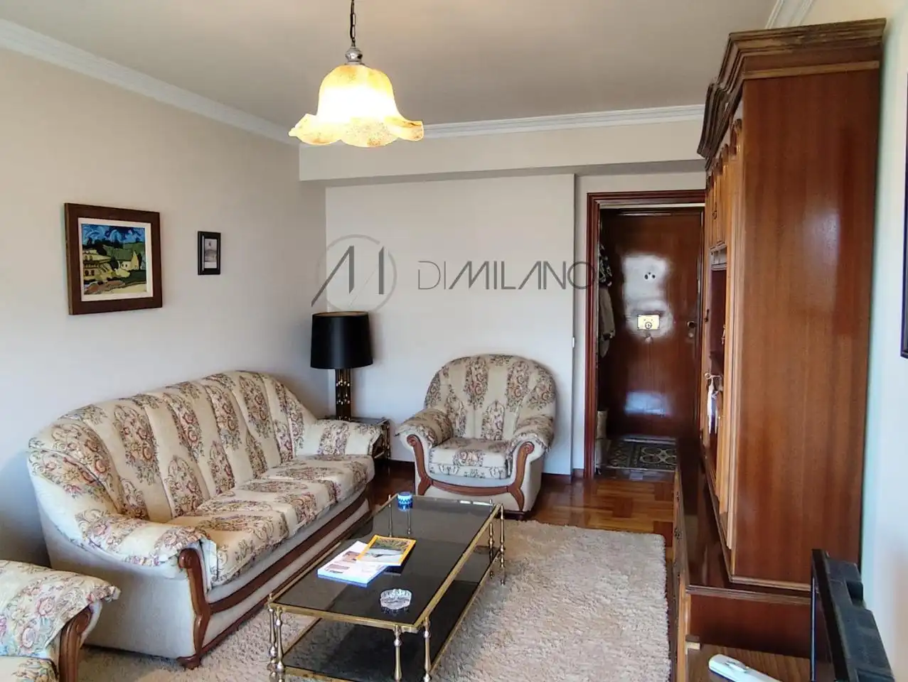 Sala de estar de Piso de alquiler en Vigo  con Calefacción, Parquet y Amueblado