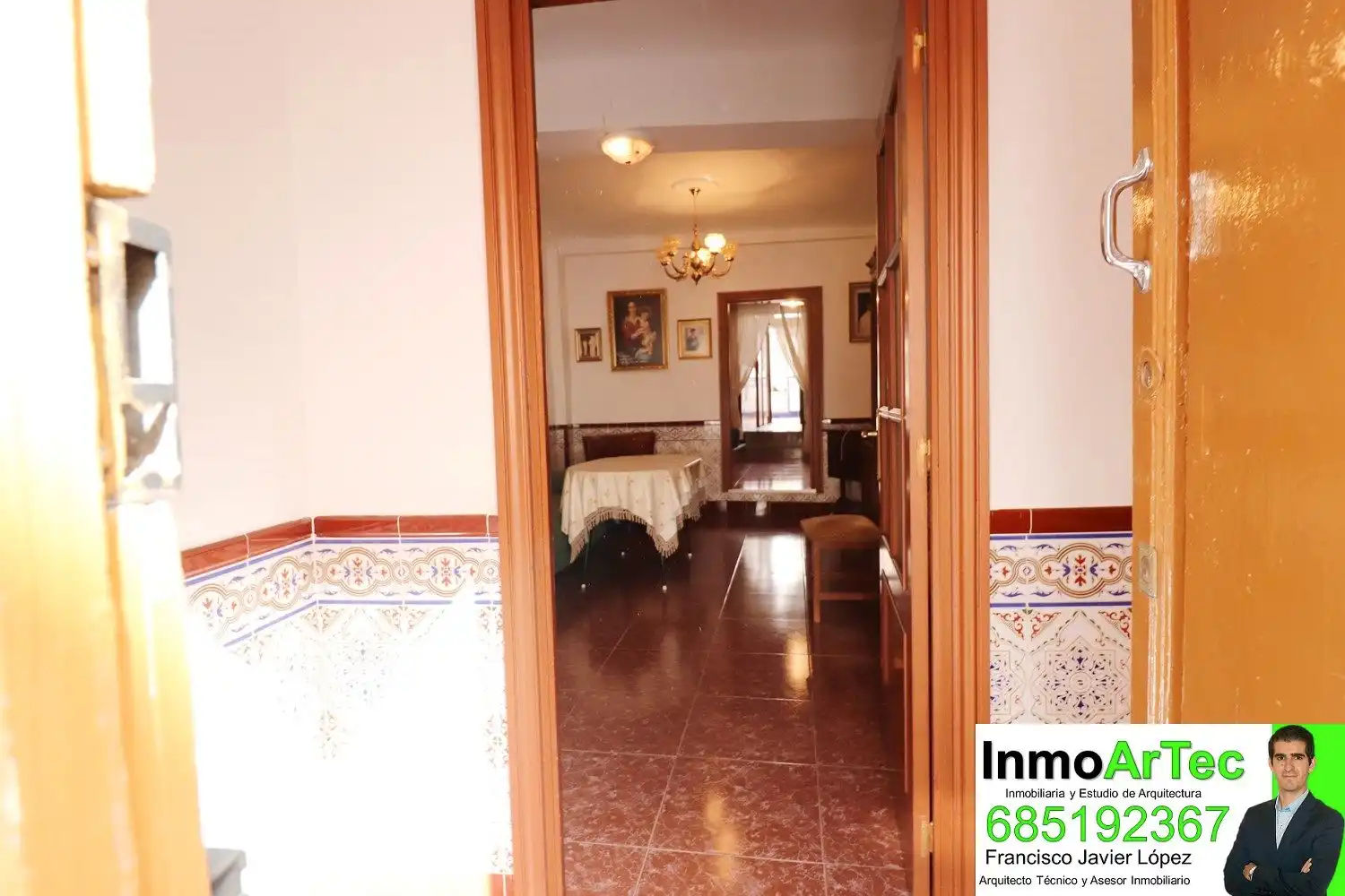 Casa amb terrassa en venda a Calle Santa Ana de Íllora 31, imagen 2