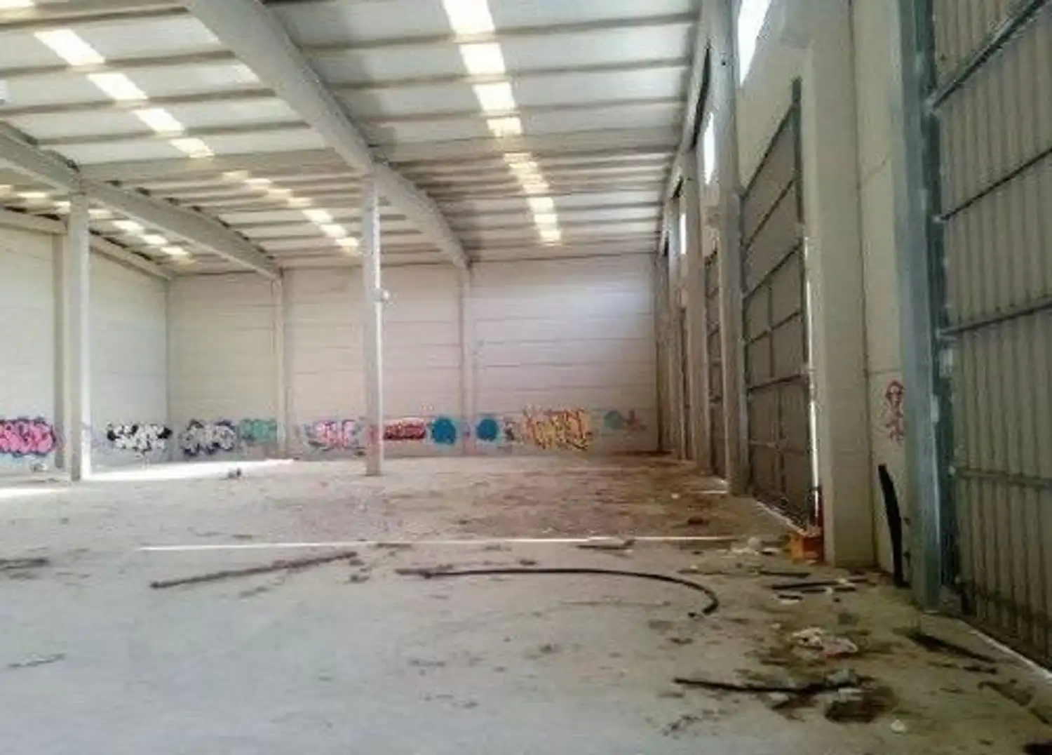Business premises for sale in Calle Bizkarreta 1, imagen 2
