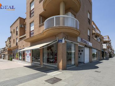Local comercial en venda a Avenida de Madrid