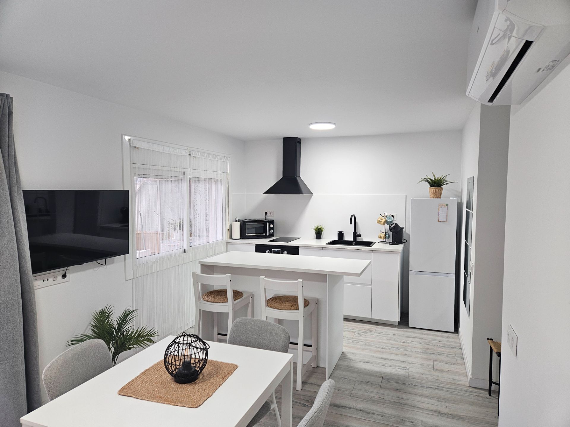 Cuina de Apartament en venda en Castelldefels amb Aire condicionat, Calefacció i Terrassa