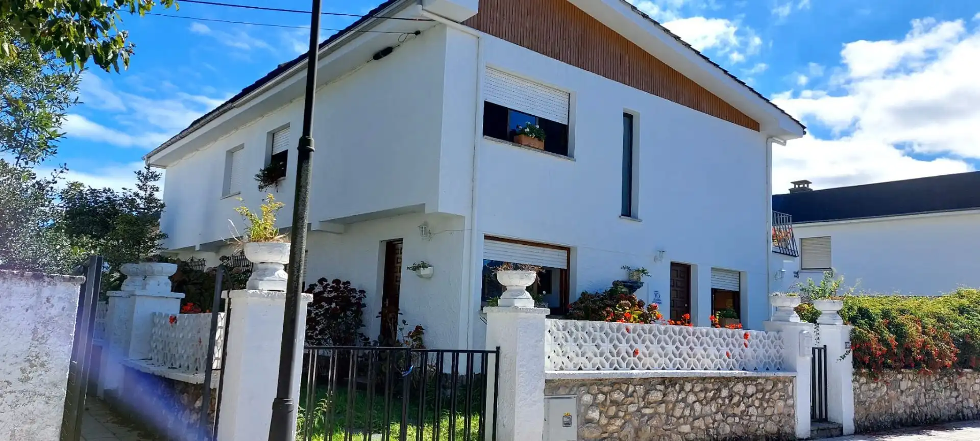 Casa con giardino in vendita a Celorio - Poó - Parres