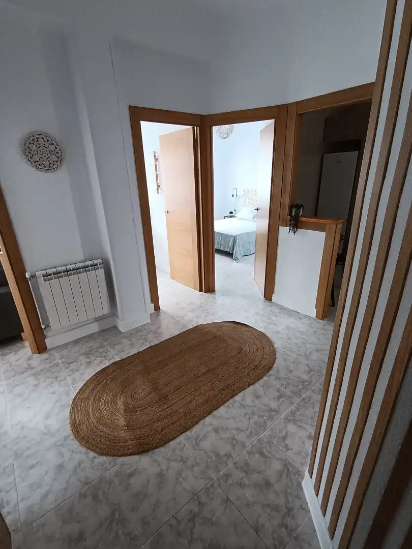 Apartamento de alquiler en Flores de Sil - La Placa