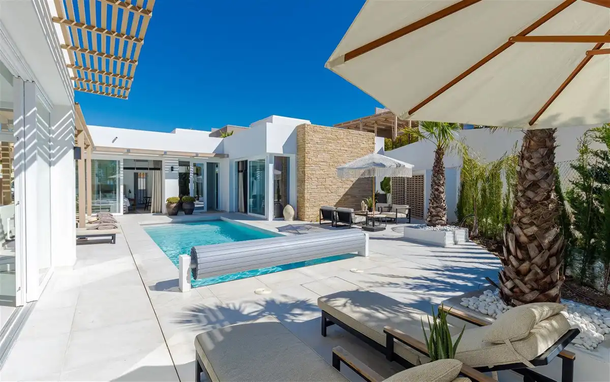 Casa amb piscina en venda a Calahonda, imagen 9