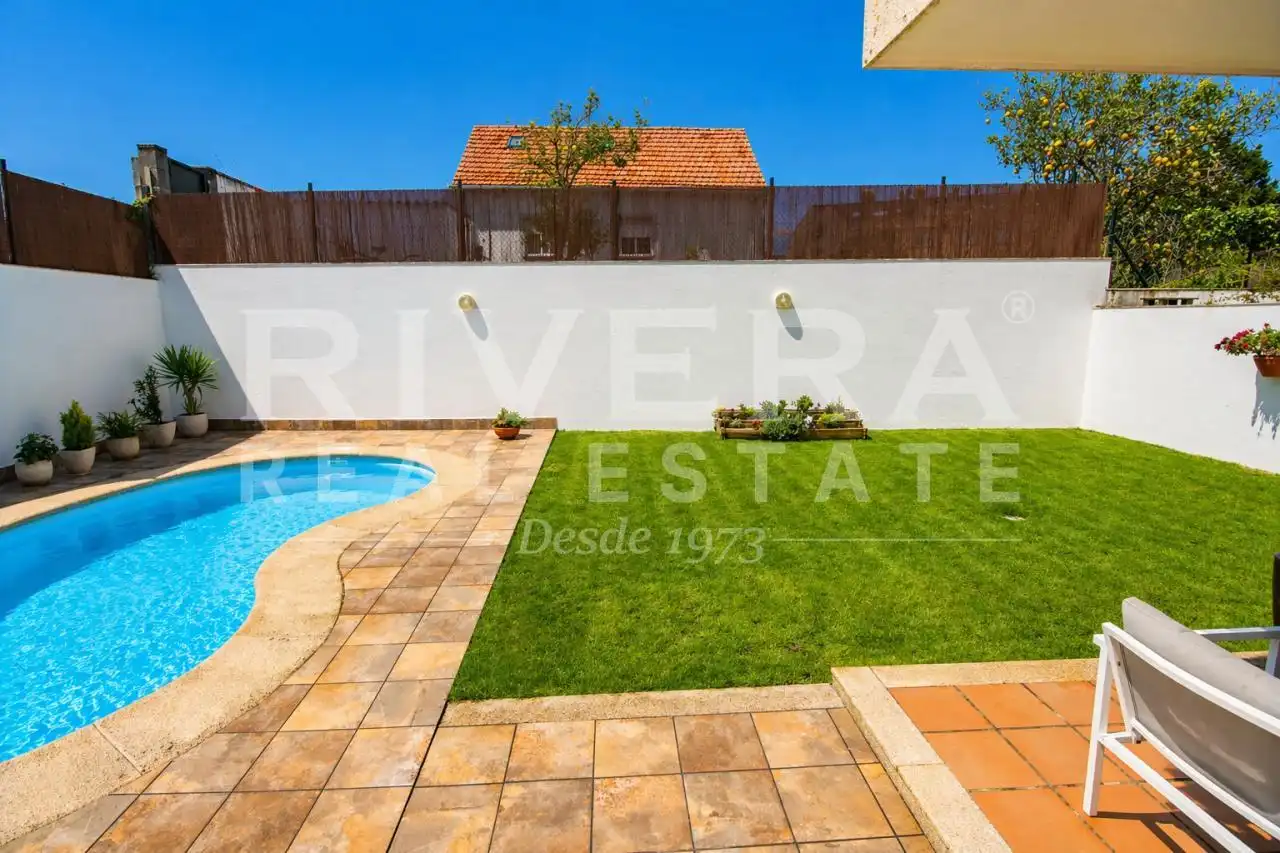 Jardín de Piso en venta en Sanxenxo con Calefacción, Terraza y Trastero