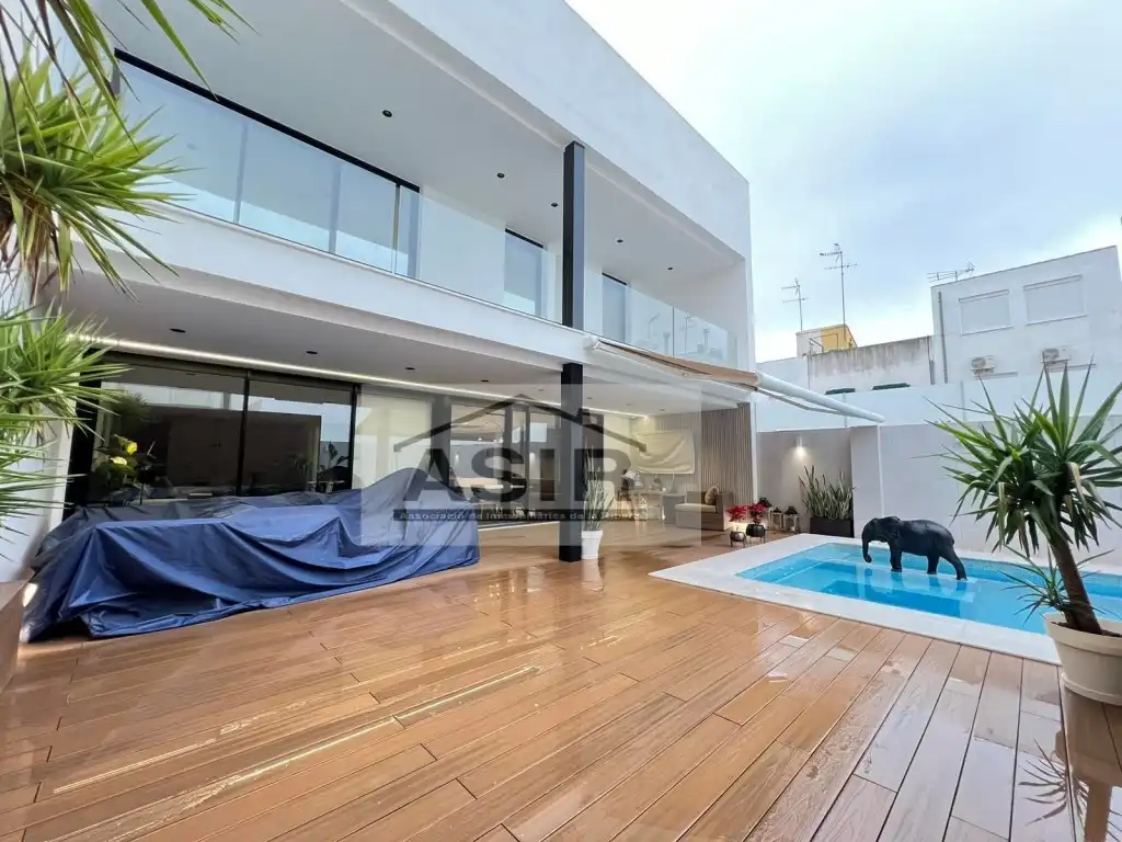 Terrace of Houses for sale in Algemesí  with Air Conditioner and Swimming Pool