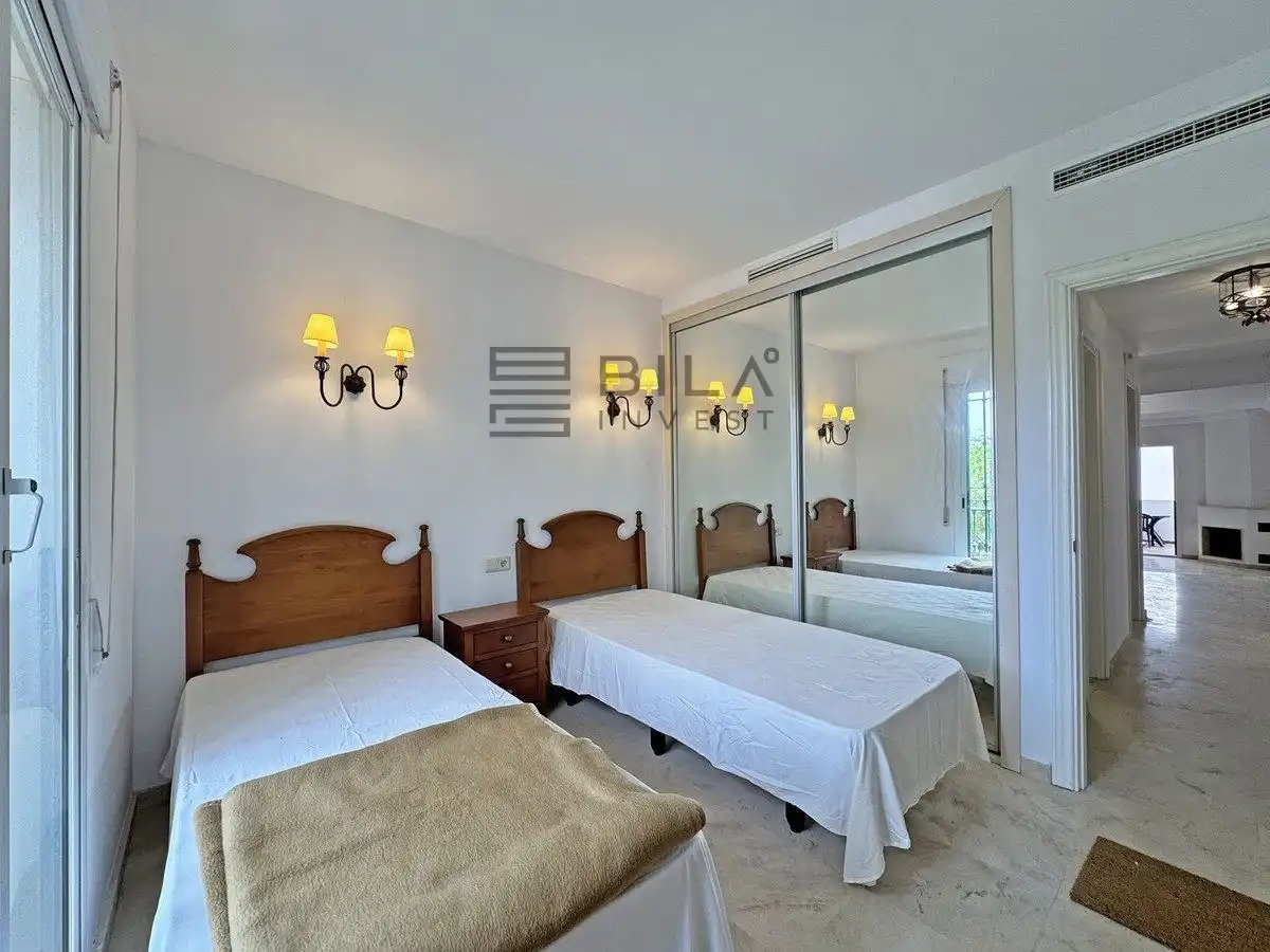 Bedroom of Flat for sale in Elviria - Cabopino