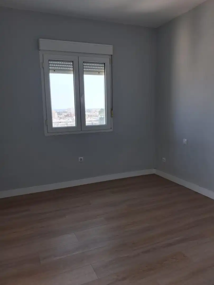 Habitación de Piso de alquiler en Cádiz con Aire acondicionado y Balcón