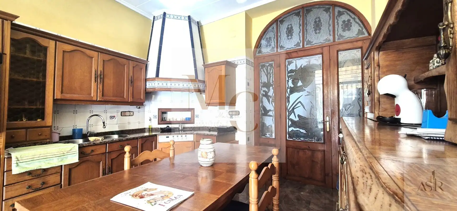 Kitchen of Houses for sale in Silla  with Storage room