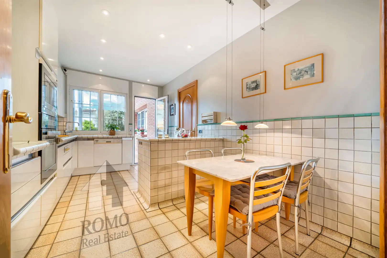 Houses for sale in Carrer d'Osona, Canovelles