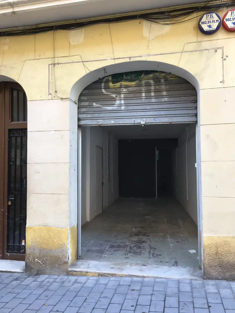 Local de lloguer en Gràcia