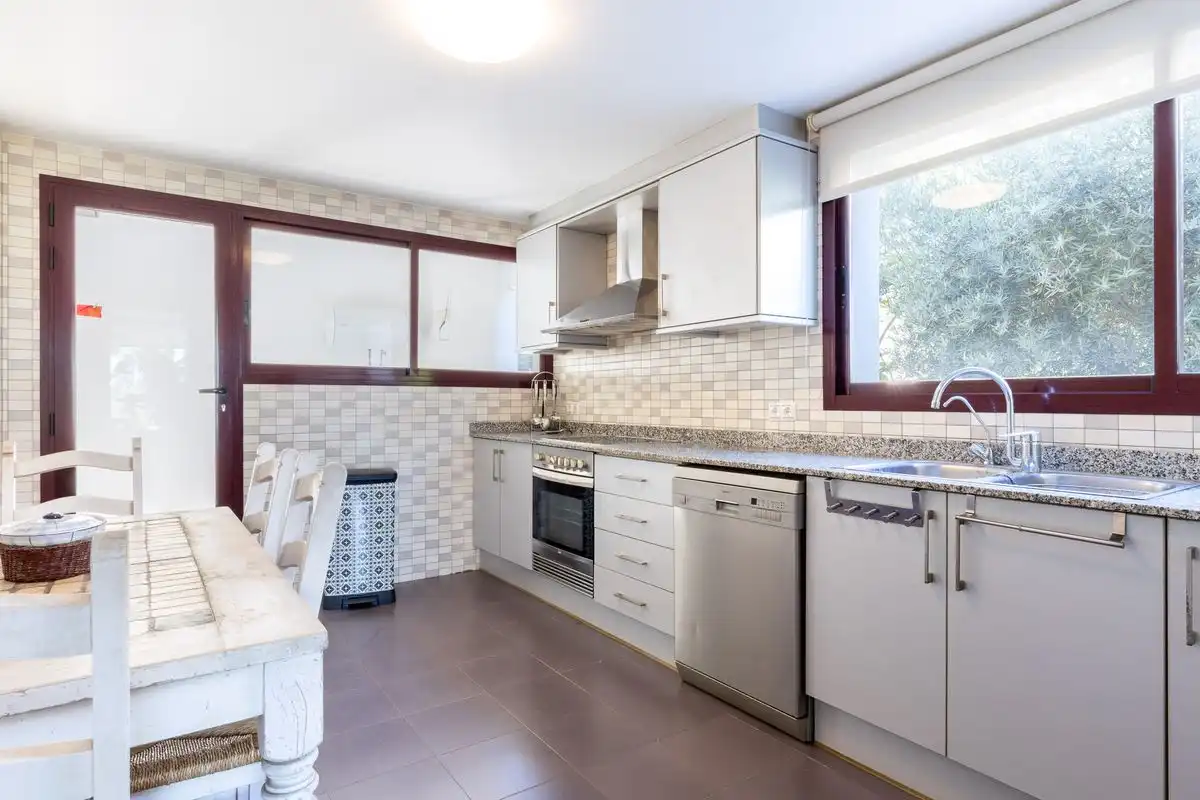 Kitchen of Houses for sale in Chiva  with Heating, Private garden and Storage room