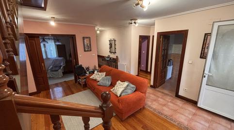 Foto 3 de Casa adosada en venda a Etxebarri, Bizkaia