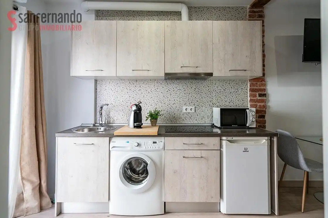 Cuina de Pis en venda en Santander amb Calefacció, Moblat i Balcó