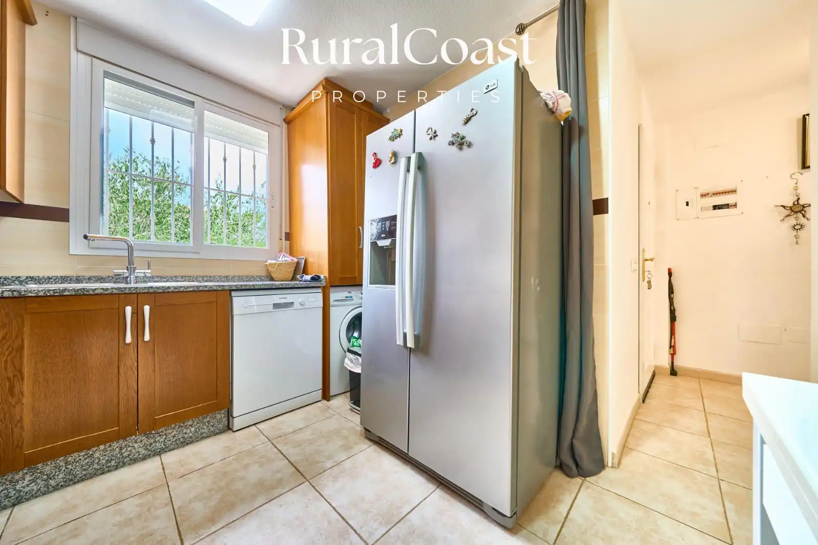 Cocina de Casa adosada en venta en Aigües con Aire acondicionado, Calefacción y Jardín privado