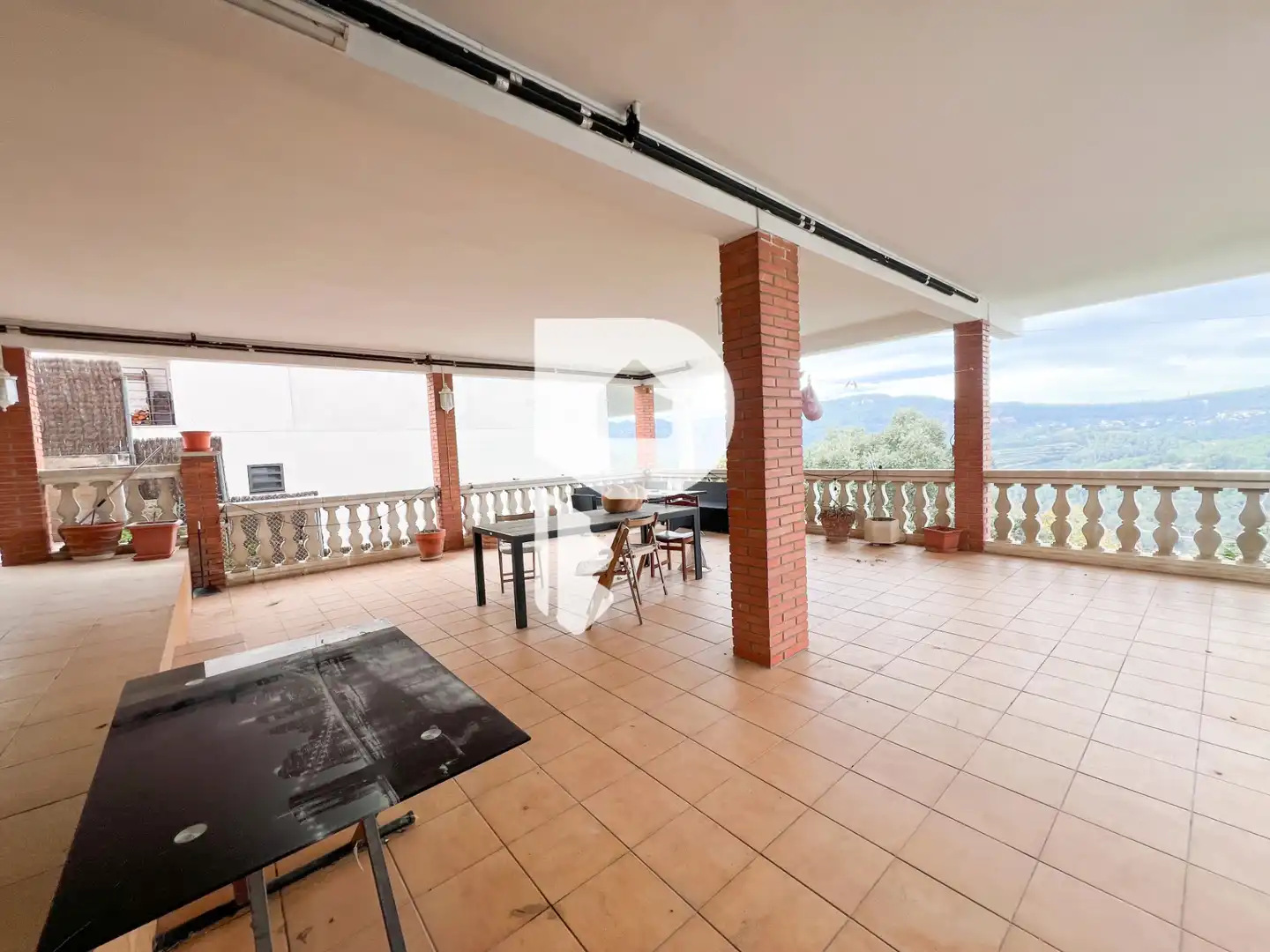Terrassa de Casa o xalet en venda en Torrelles de Llobregat amb Aire condicionat, Calefacció i Jardí privat