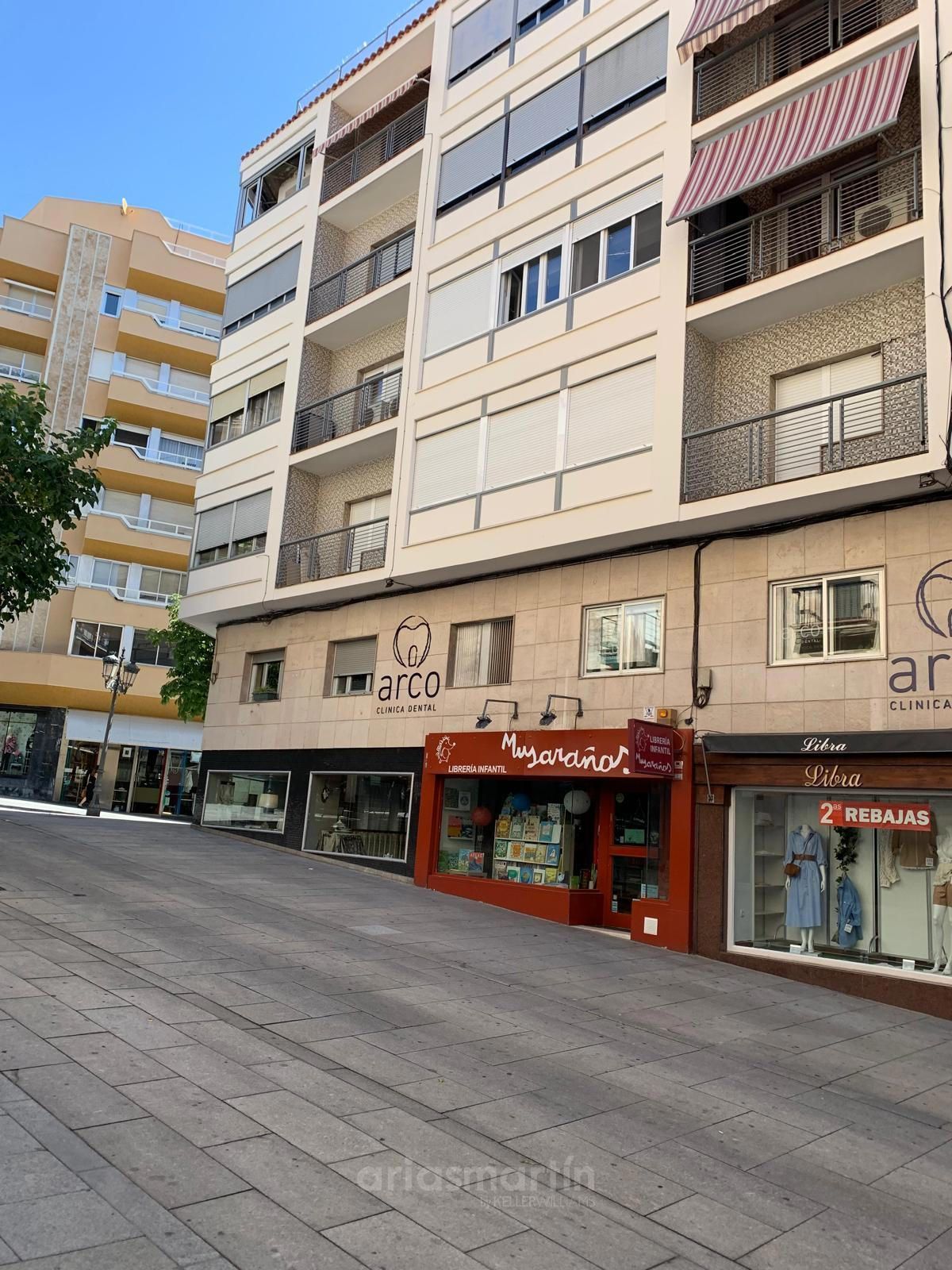 Vista exterior de Pis de lloguer en Salamanca Capital amb Calefacció