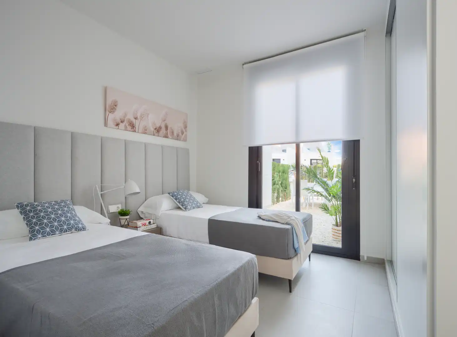 Habitación de Casa adosada en venta en Murcia con Aire acondicionado, Jardín privado y Terraza