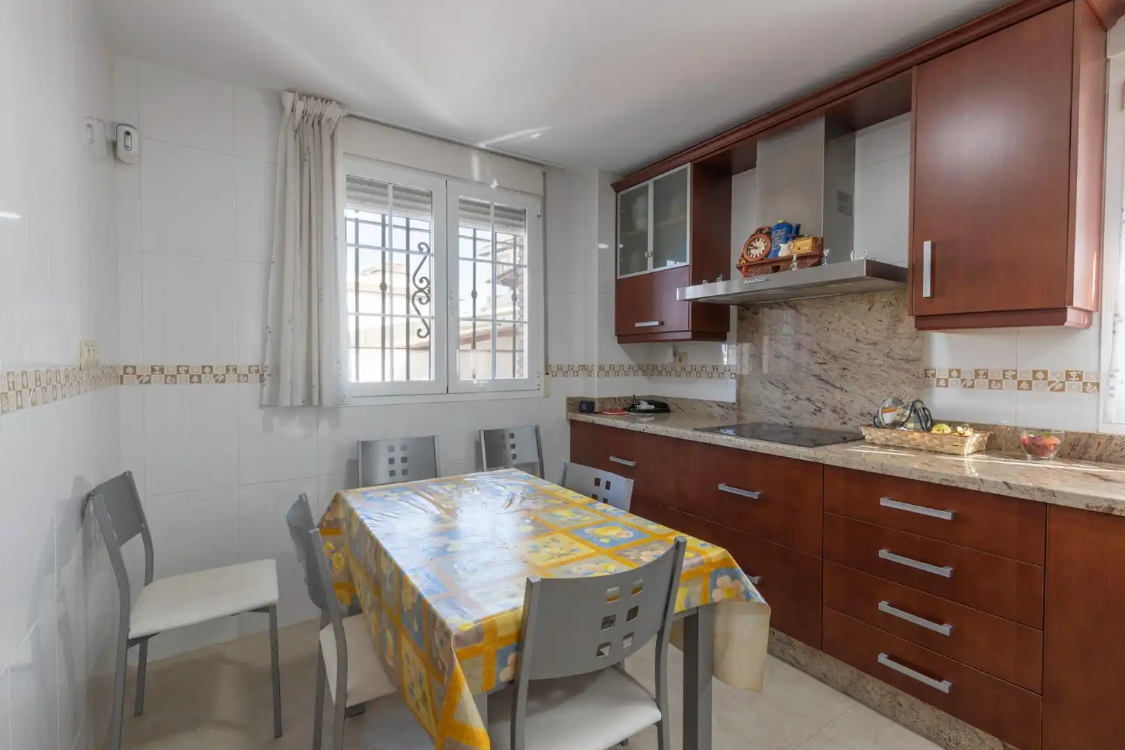 Chalet con terraza en venta en UNIS, imagen 12