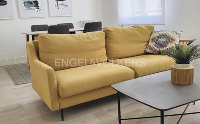 Living room of Apartment to rent in  Madrid Capital  with Air Conditioner, Heating and Furnished