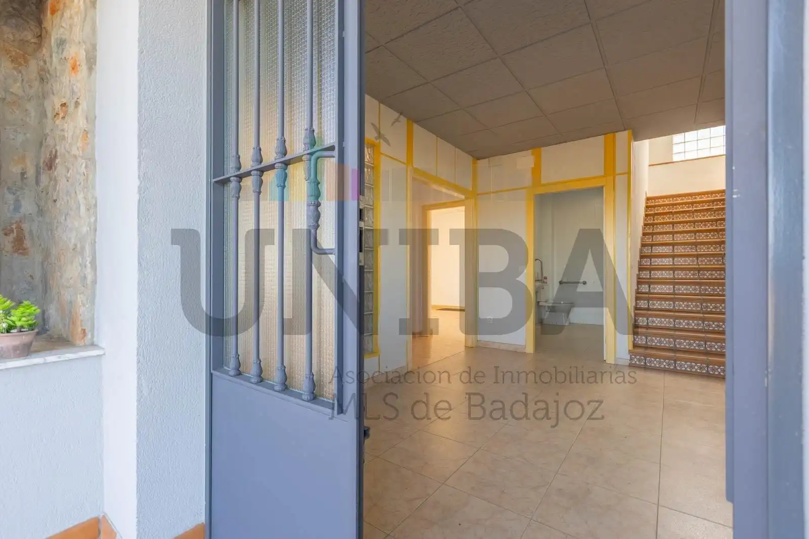 Industrial buildings for rent in La Garrovilla 