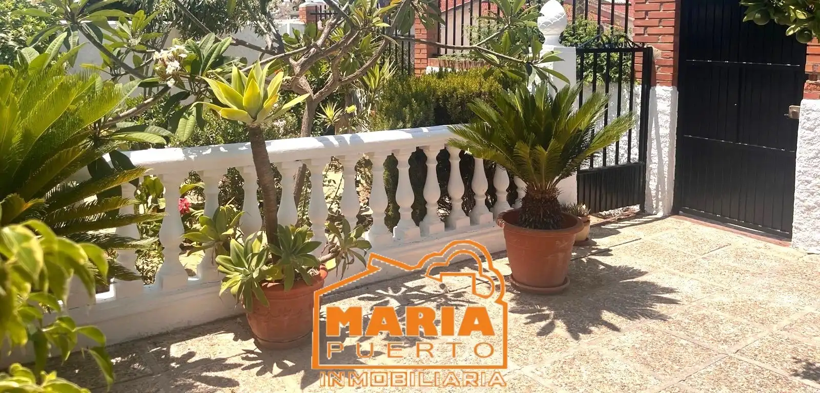 Vista exterior de Casa o chalet en venta en Málaga con Jardín privado y Terraza