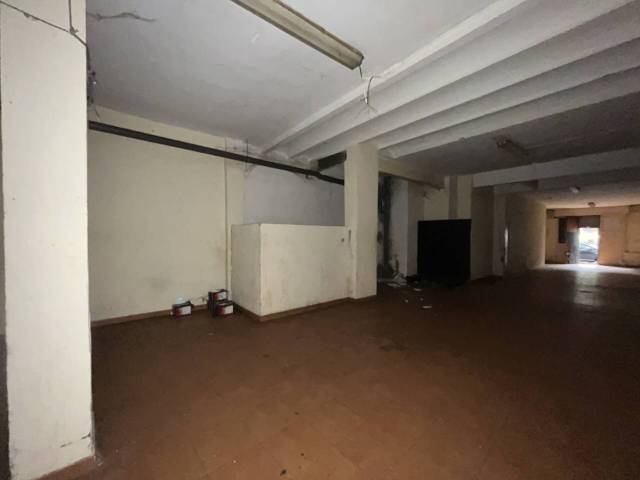 Local comercial en Alquiler en Calle Degà Bahí, 62 en El Camp de l'Arpa del Clot