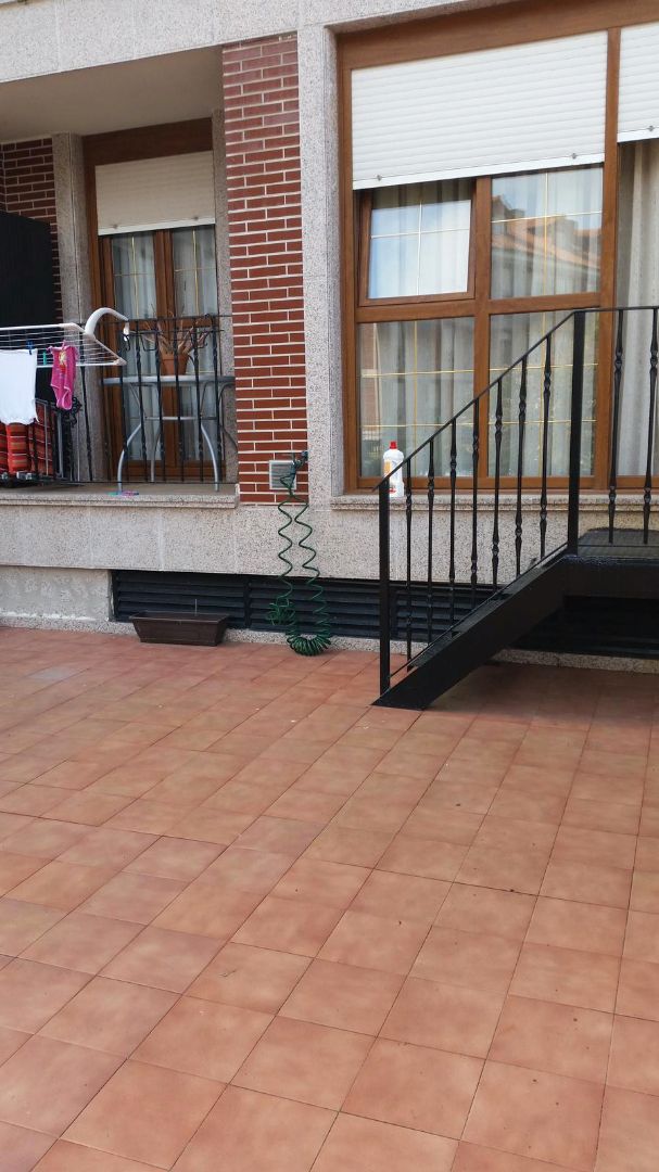 Flat for sale in Paseo Barón de Adzaneta, s/n