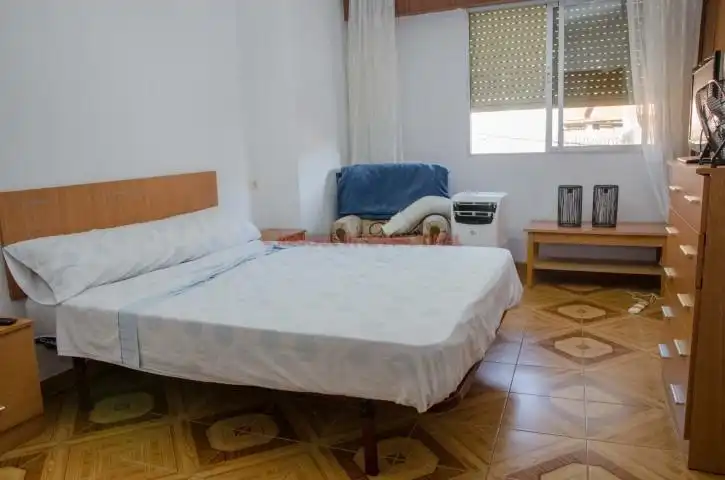 Dormitori de Apartament en venda en Orihuela amb Terrassa, Moblat i Balcó