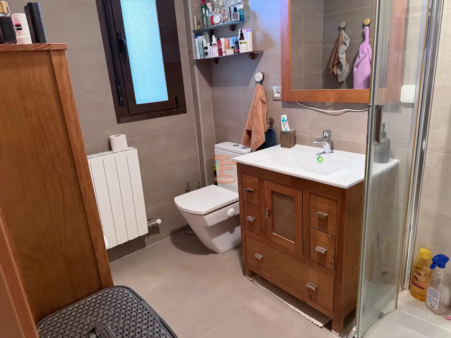 Bathroom of Houses for sale in Zaragoza  with Air Conditioner, Heating and Private garden