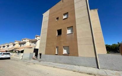 Exterior view of Duplex for sale in Horcajo de Santiago