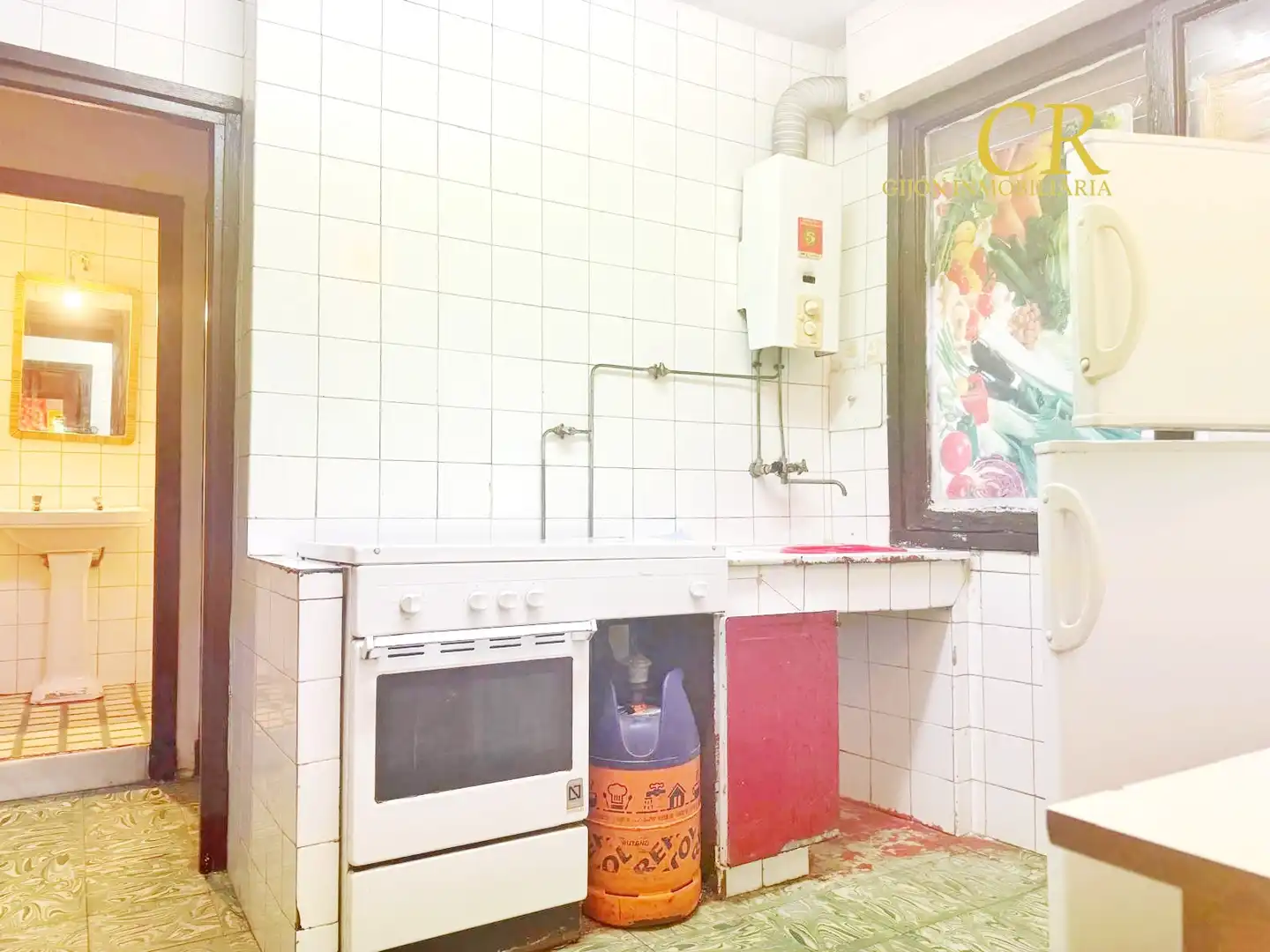 Kitchen of Flat for sale in Gijón   with Oven