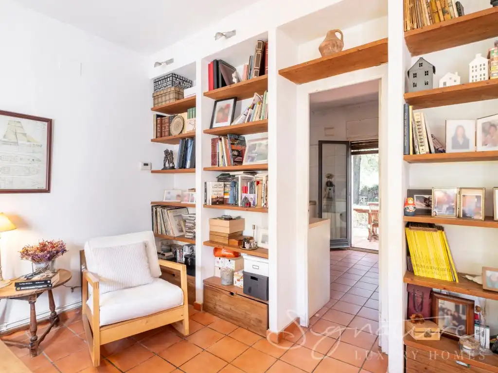 Living room of Houses for sale in Sant Cugat del Vallès