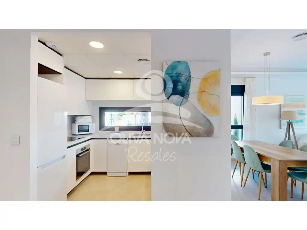 Detached homes for sale in Calle Degas, Oliva Nova
