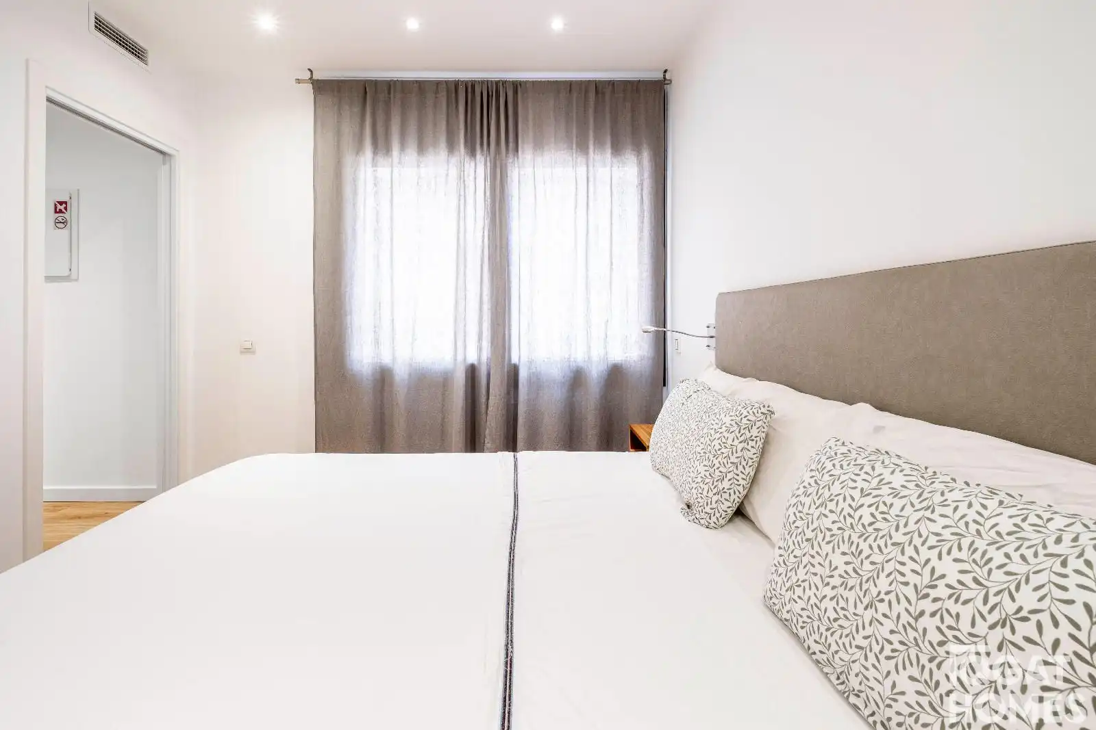 Schlafzimmer von Wohnung zur Miete in Rubí mit Klimaanlage und Möbliert