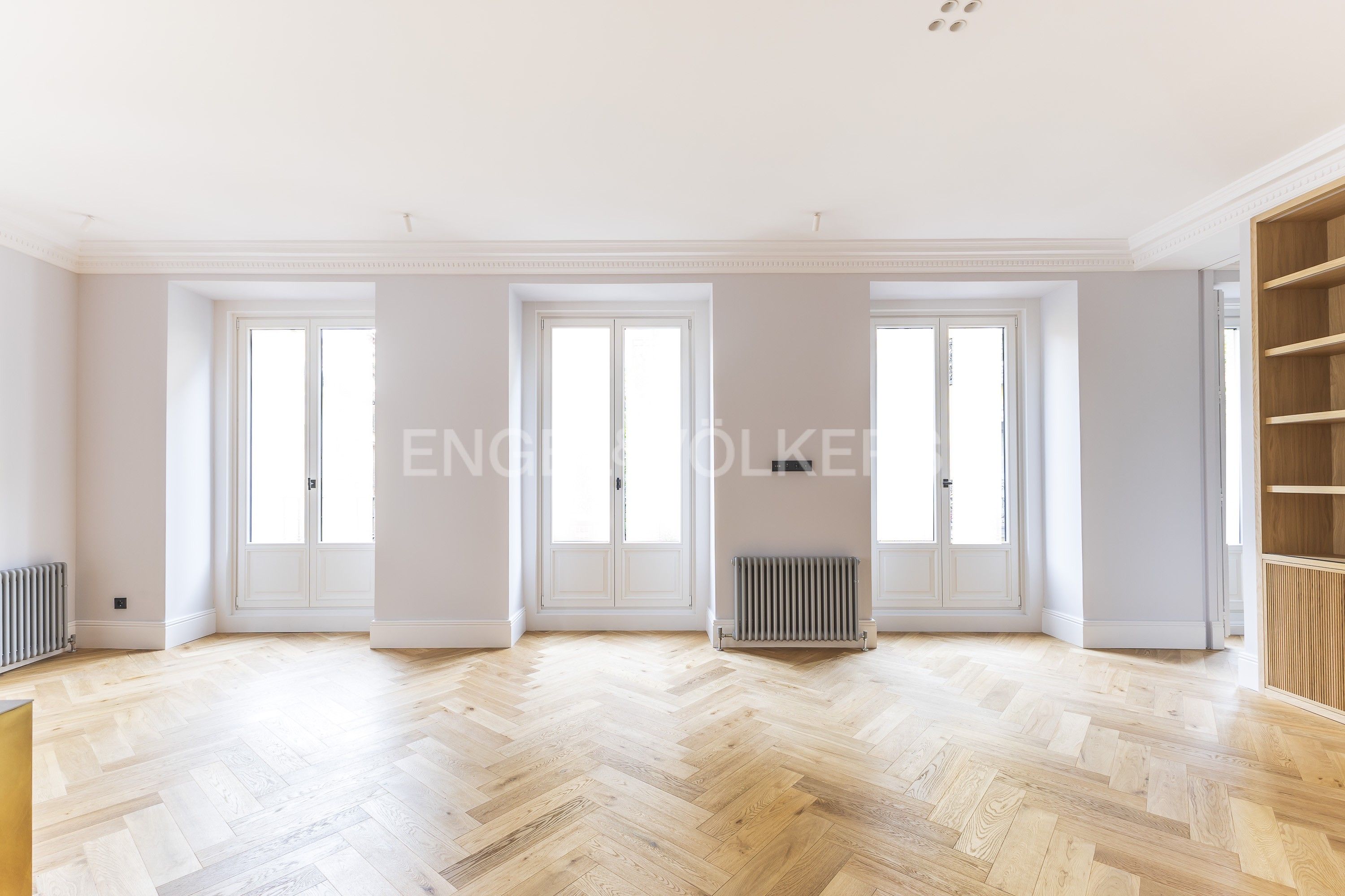 Living room of Apartment for sale in  Madrid Capital  with Air Conditioner, Heating and Storage room