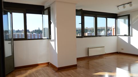 Photo 2 of Attic for rent in Calle de San Epifanio, Imperial, Madrid Capital