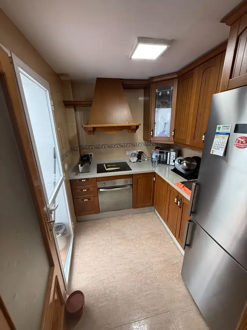 Piso con ascensor en venta en Ramon muntaner