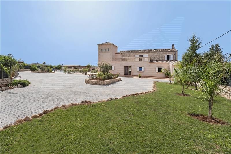 Vista exterior de Finca rústica en venda en  Palma de Mallorca amb Aire condicionat, Calefacció i Jardí privat