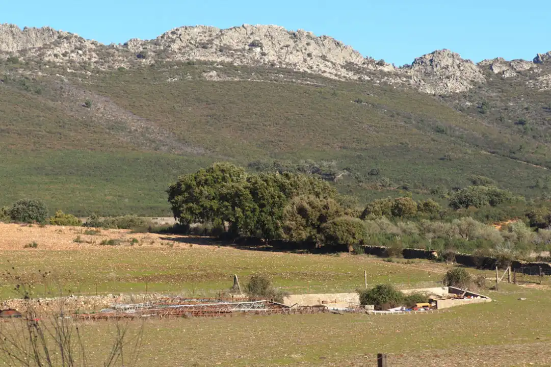 Vista exterior de Terreno en venta en Puerto de Béjar