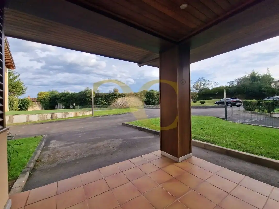 Vista exterior de Casa o xalet en venda en Llanes amb Calefacció, Jardí privat i Terrassa